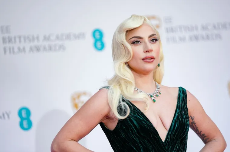 Lady Gaga je svoj imidž mijenjala gotovo svake godine - u nastavku pogledajte kako je ova pjevačica i glumica izgledala na početku karijere...