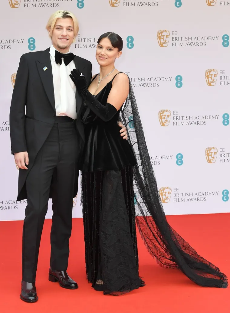 Jake Bongiovi i Millie Bobby Brown