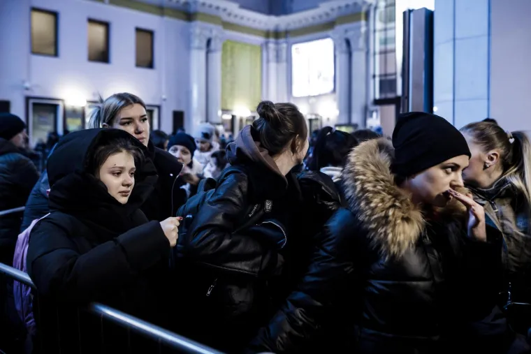 Ovako danas izgleda Lavov. Grad s tisućama izbjeglica, vojnici na ulicama, ali i otvoreni kafići
