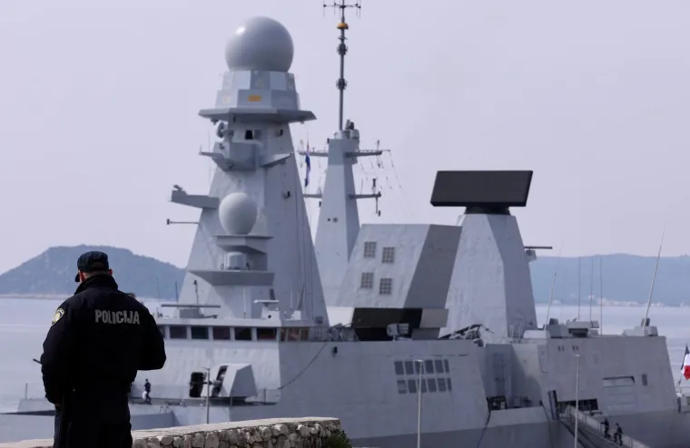 NATO aktivnosti i u hrvatskim vodama: Francuski ratni brod uplovio u Split