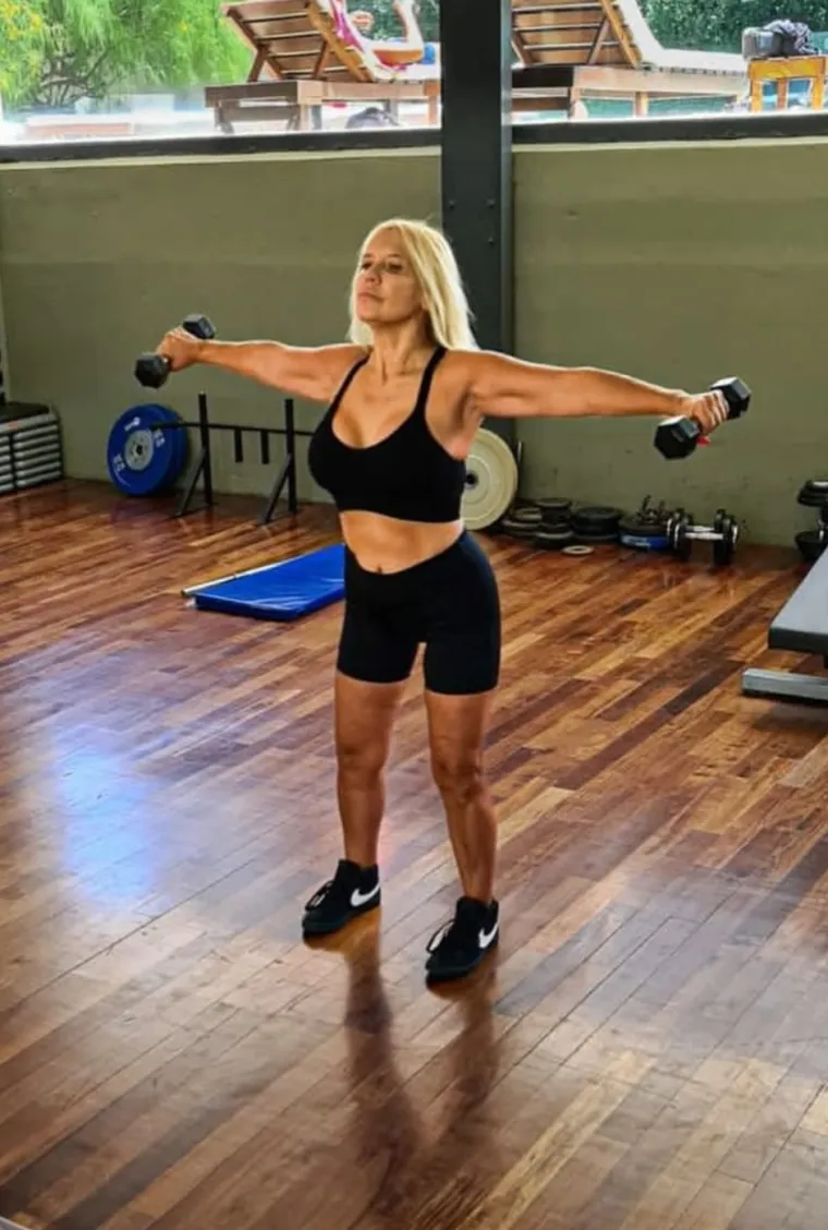 Wanda objavila fotografiju svoje majke i sve &scaron;okirala. Sad znamo na koga ima velike grudi