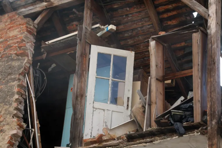 Napokon, nakon dvije godine, počelo ru&scaron;enje simbola zagrebačkog potresa!