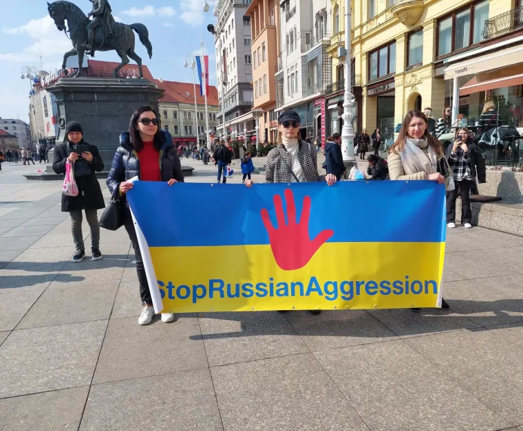 Antiratni skup u Zagrebu za podr&scaron;ku Ukrajini: Zaustavite rusku agresiju!