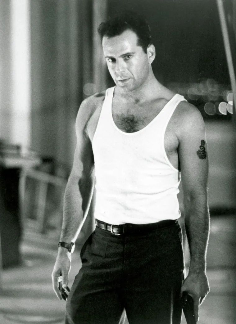 Willis je u jednom trenutku bio luteran, ali sudeći prema izjavi iz srpnja 1998. za časopis George, više ne prakticira vjeru: &quot;Organizirane religije su općenito, po mom mišljenju, vrste pred nestankom. One su bile vrlo važne kad nismo znali zašto se sunce miče, zašto se vrijeme mijenja, zašto se pojavljuju uragani ili vulkani. Moderna religija je kraj moderne mitologije. Ali ima još ljudi koji Bibliju interpretiraju doslovno. Doslovno! Mislim da to nije pravi način. I to čini Ameriku super zemljom, znate?&quot;