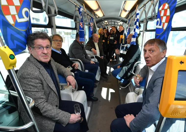 Dinamo predstavio posebno dizajnirani ZET-ov tramvaj