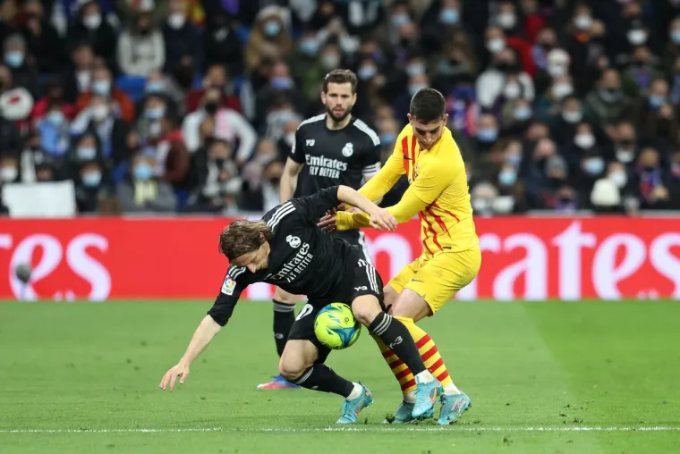 Luka Modrić bio je izgubljen zbog Carla Ancelottija. Pogledajte kadrove nemoći najboljeg hrvatskog nogometa&scaron;a