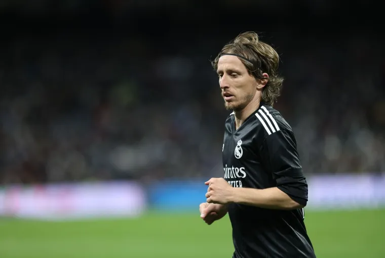 Luka Modrić bio je izgubljen zbog Carla Ancelottija. Pogledajte kadrove nemoći najboljeg hrvatskog nogometa&scaron;a