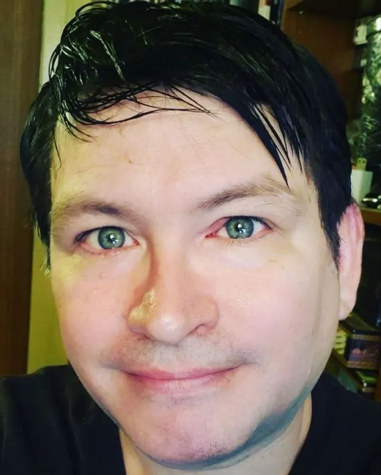 3. Koje su dobrobiti velikog penisa? JF: &quot;Nemam tu nesigurnost, a mislim da sam otvorenijeg uma jer se ne pokušavam stalno dokazivati. Ne treba mi fensi automobil, ne treba mi pištolj, rado nosim masku, i tako dalje, jer ne moram nikome dokazivati ​​svoju muškost. Nosit ću sve ružičasto, dovraga!&quot;