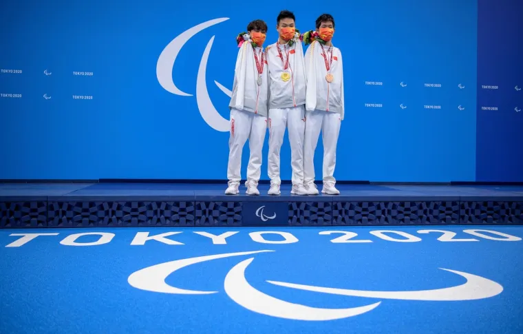 Kineski plivač bez ruku osvojio čak 4 zlatne medalje. Izgubio obje ruke u ranom djetinjstvu usred strujnog udara: 'Izvor je inspiracije i ponosa'