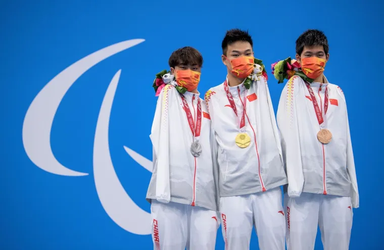 Kineski plivač bez ruku osvojio čak 4 zlatne medalje. Izgubio obje ruke u ranom djetinjstvu usred strujnog udara: 'Izvor je inspiracije i ponosa'