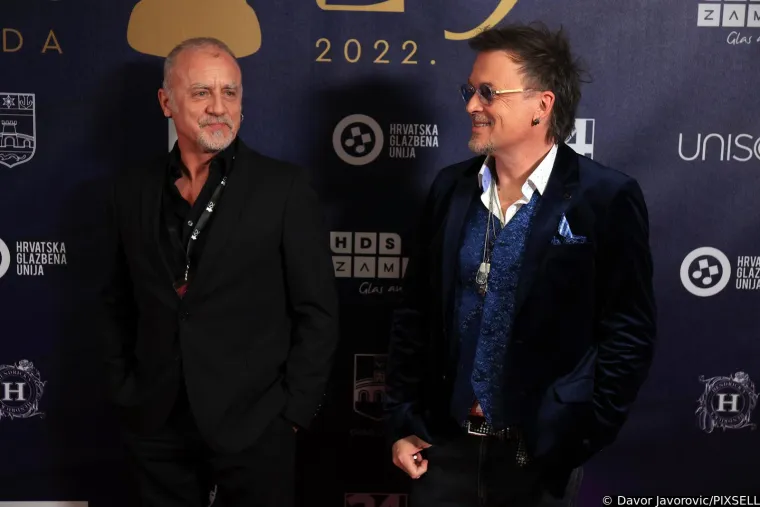 Nik&scaron;a Brato&scaron; i Gibonni