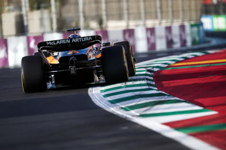 Kaos uoči utrke Formule 1: Napad, eksplozija i oblak dima u blizini staze  u Saudijskoj Arabiji