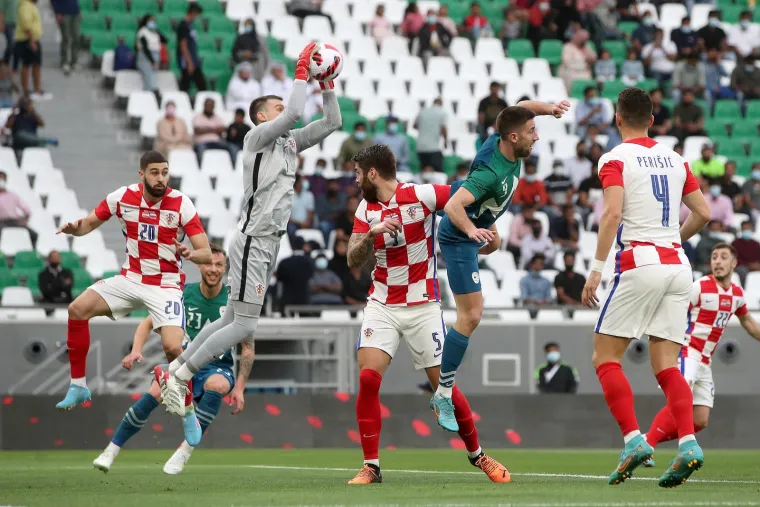 Evo tko je do&scaron;ao pogledati Vatrene u Dohi. Hrvatska je hit, nitko ju ne propu&scaron;ta. I poznata Hrvatica je isto na tribinama