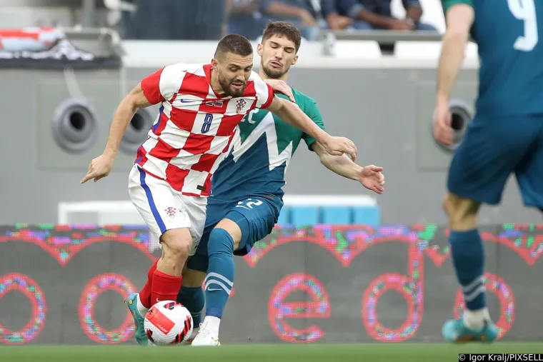 Ovo su igrači te nove, renovirane Hrvatske u 3-5-2 Dalićevom sustavu. Primjećujete li jedan detalj?