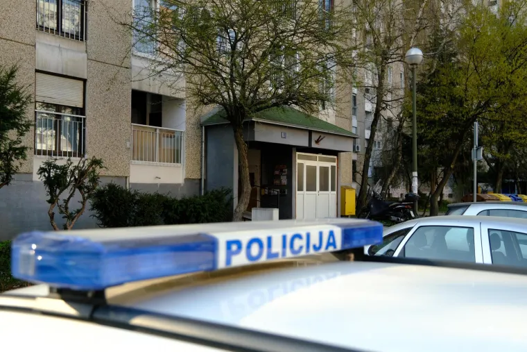 GALERIJA OČEVIDA 'NN' brutalno, nasmrt zatukao ženu tvrdim predmetom u glavu. Ali, policija ima ideju tko je ubojica