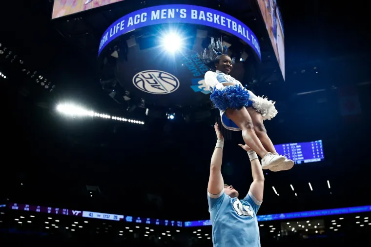 Pogledajte prizore općeg ludila u Americi. Sljedeći vikend donosi spektakl, one su spremne za akciju