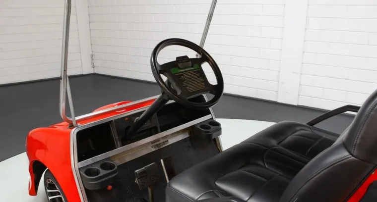 Cijene ga na 14.950 eura, a to je sitnica koju morate platiti za ulazak u ekskluzivni svijet vlasnika Ferrarija