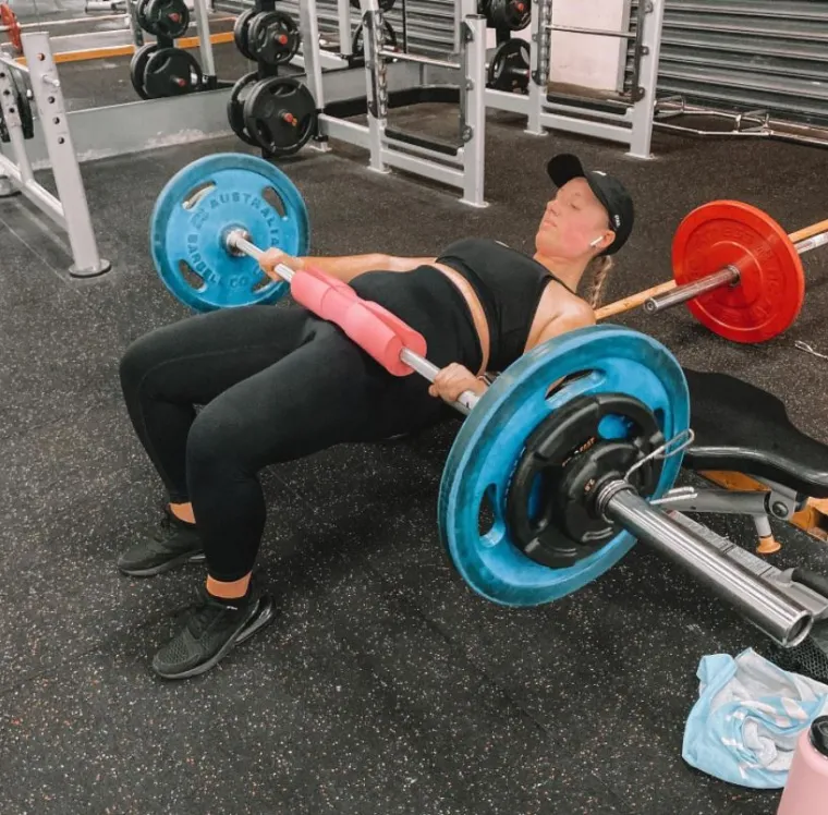 Influencerica je dodala: &ldquo;Svaki put kada mi netko po&scaron;alje poruku i kaže da im je moj profil na Instagramu dao samopouzdanje da nose odgovarajući komplet za teretanu, majicu ili čak samo odlazak u teretanu, apsolutno mi uljep&scaron;a dan."