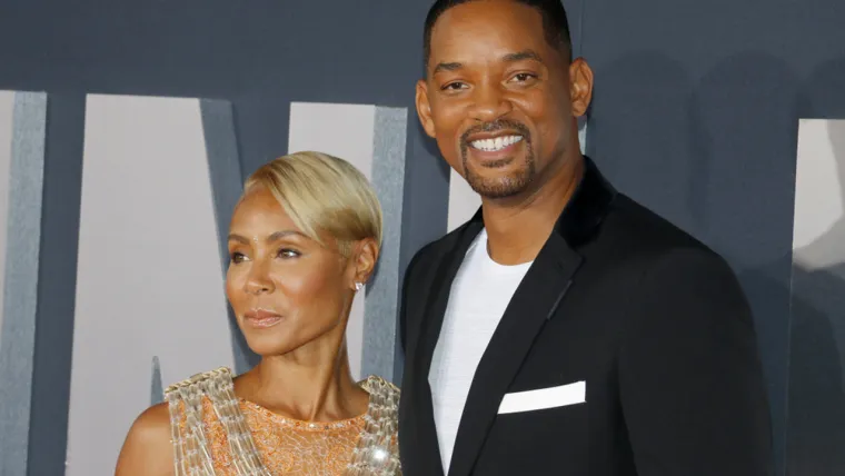 Čitava priča oko promjene dinamike i koncepcije njihovog braka započela je proslavom Jadeinog 40. rođendana čiju je inicijativu preuzeo Will. On je za svoju ženu pripremio sprektakl, no bila je riječ o spektaklu kakav je "on želio", a ne kakvog je njegova žena očekivala. U tom trenutku, shvatili su da njihov brak ne funkcionira jer od života žele potpuno različite stvari. 