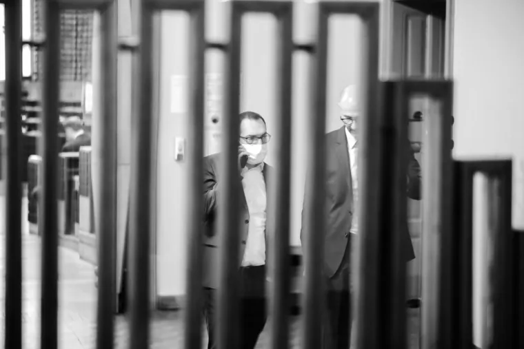 Zvuk sirene upla&scaron;io zagrebačke zastupnike, pogledajte njihovu reakciju