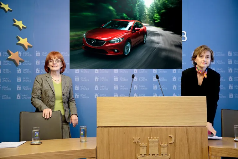 Kad smo već kod biv&scaron;eg zagrebačkog gradonačelnika spomenimo da je 2014. raspisao natječaj za 23 nova vozila, među kojima su bile limuzine vrijedne vi&scaron;e od 300.000 kuna za tada&scaron;nje njegove zamjenice Sandru &Scaron;valjek i Vesnu Kusin. Prema specifikaciji traženih automobila, jasno je bilo da natječaj može zadovoljiti jedino Mazda 