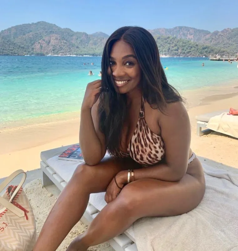 Voditeljica ždrijeba izmamila brojne uzdahe, kad se ona pojavila na pozornicu nogomet je pao u drugi plan