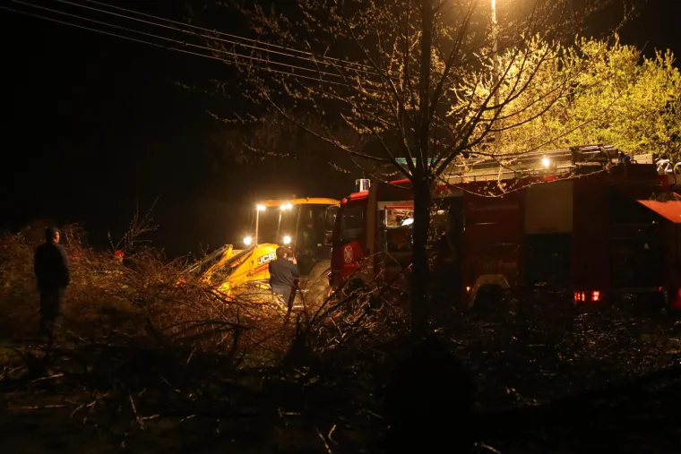 Eksplozija kod Osijeka: Kuća je potpuno uni&scaron;tena. U ru&scaron;evinama pronađeno tijelo mu&scaron;karca