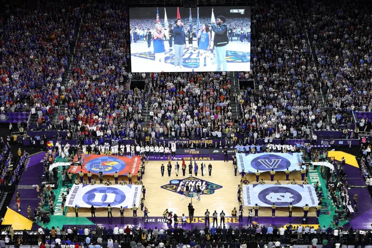 Spektakl u New Orleansu. Kansas tricaškom kanonadom razvalio Villanovu na velebnom stadionu. Pogledajte prizore nezapamćenog ludila