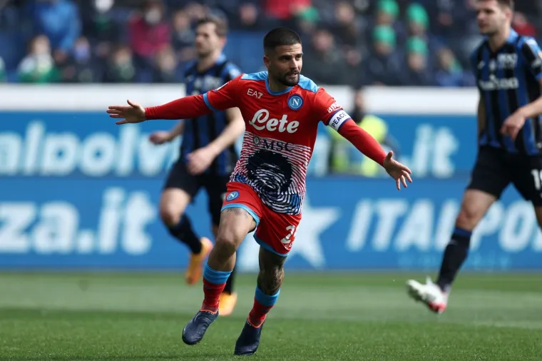 Atalanta postavila živi zid. Onda je loptu u ruke uzeo Insigne. Bergamo je zanijemio