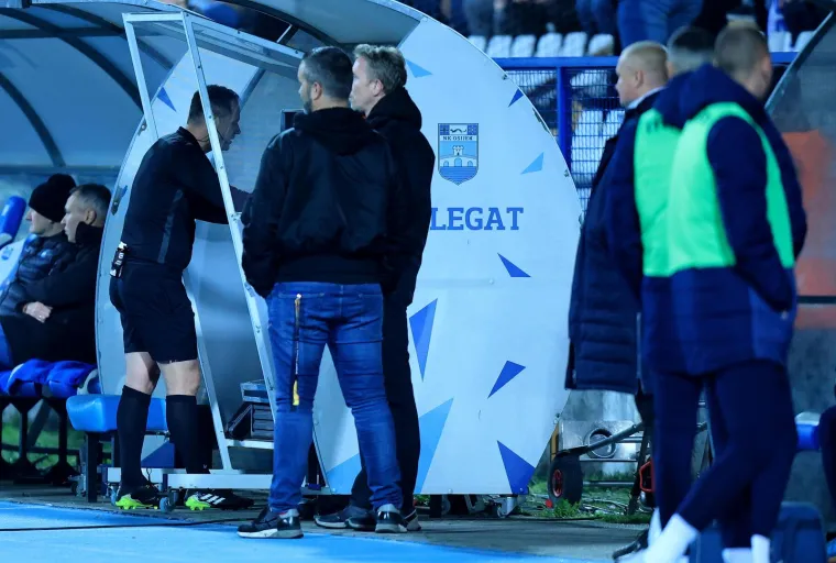 Fran Jović u akciji. Poznati sudac zasjenio sve aktere derbija u Gradskom vrtu