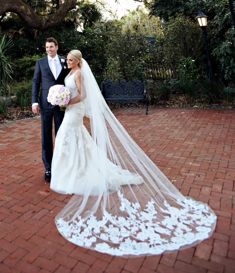 Lynn i njena tada 8-godi&scaron;nja kćer Maddie imale su nesreću 5. veljače 2017. godine. Sletjele su u potok, a vozilo se nakon nesreće prevrnulo na krov. U kritičnom stanju, helikopterom je prebačena u bolnicu. Unatoč tome &scaron;to je nekoliko dana nakon nesreće ostala bez svijesti, djevojčica se oporavila. Nakon &scaron;to joj se kćer čudesno oporavila, Lynn je na Instagramu posvjedočila o Božjoj dobroti: "Nisam od onih koji propovijedaju, i nisam svećenica, ali Božji trenutak nije slučajan&rdquo;, napisala je. Priznala je i da ju je to iskustvo približilo Bogu i natjeralo je da preispita cijeli svoj život, uključujući vlastite borbe za mentalno zdravlje. Nedugo nakon rekla je da pati od te&scaron;ke anksioznosti, depresije i opsesivno-kompulzivnog poremećaja.