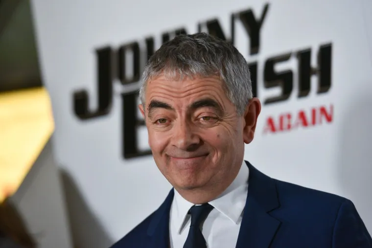Rowan Atkinson (67) također se usudio postati otac nakon 60. Glumac je svoje treće dijete dobio kada je imao 62 godine. U nastavku saznajte više...