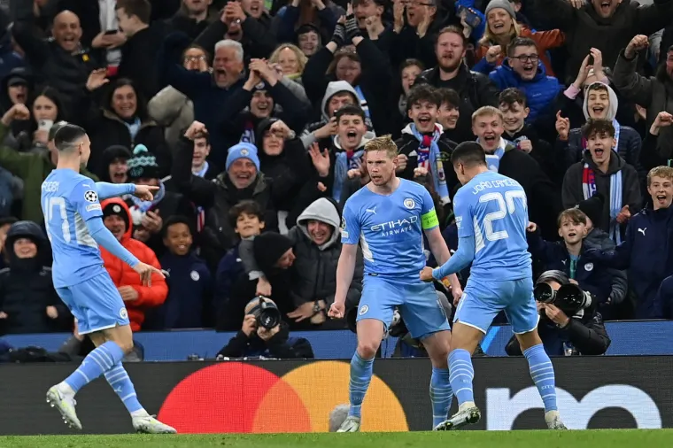 Dvojac Foden - De Bruyne napravio pomutnju na Etihadu. Malo su se i pomazili
