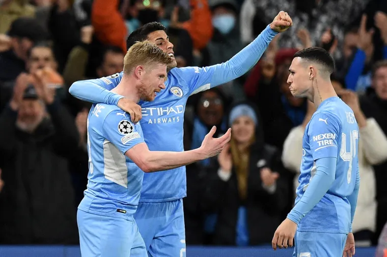 Dvojac Foden - De Bruyne napravio pomutnju na Etihadu. Malo su se i pomazili