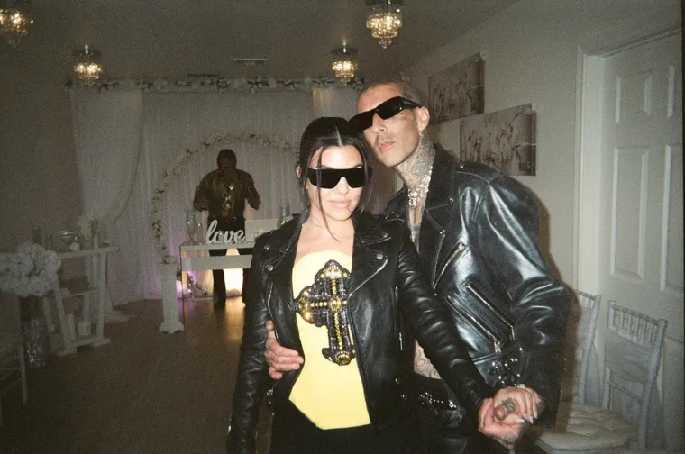 Kourtney Kardashian i Travis Barker 