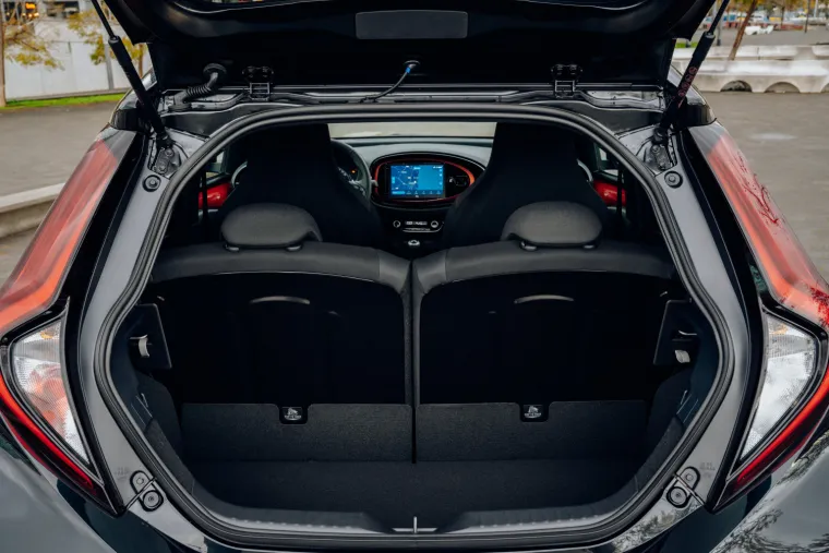 Ovaj minijaturni crossover uskoro će žariti i paliti i na&scaron;im cestama: Aygo X mogao bi postati potpuni hit među gradskim automobilima