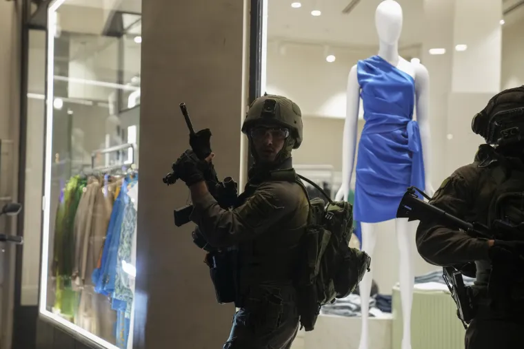 Užas u Izraelu: Palestinac u&scaron;ao u klub, ubio troje ljudi i nekoliko ozlijedio. Policija ga ustrijelila nakon dugotrajne potrage