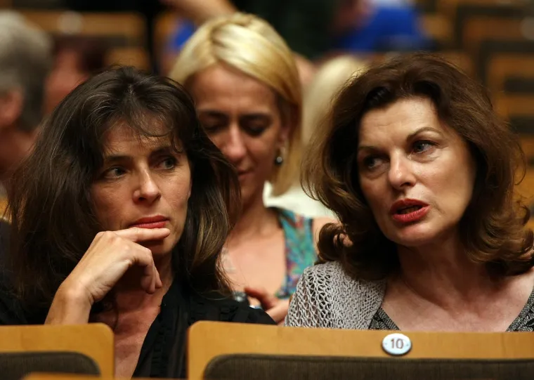 Katja Zubčić glumila je uvijek zabrinutu Lidiju Bauer. Nakon &quot;Zabranjene ljubavi&quot; ostvarila je nekoliko filmskih i televizijskih uloga, od kojih se ističu &quot;Obični ljudi&quot;, &quot;Počivali u miru&quot;, &quot;Nepokoreni grad&quot; i &quot;Područje bez signala&quot;. 
