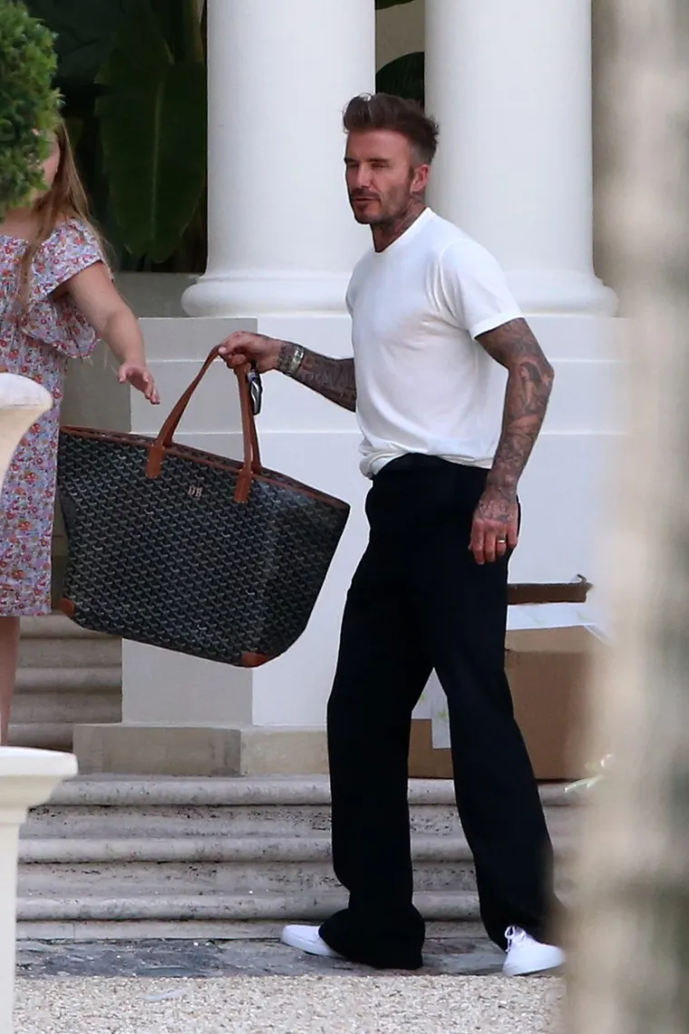 Brooklynov tata, David Beckham je stigao ležerno odjeven.