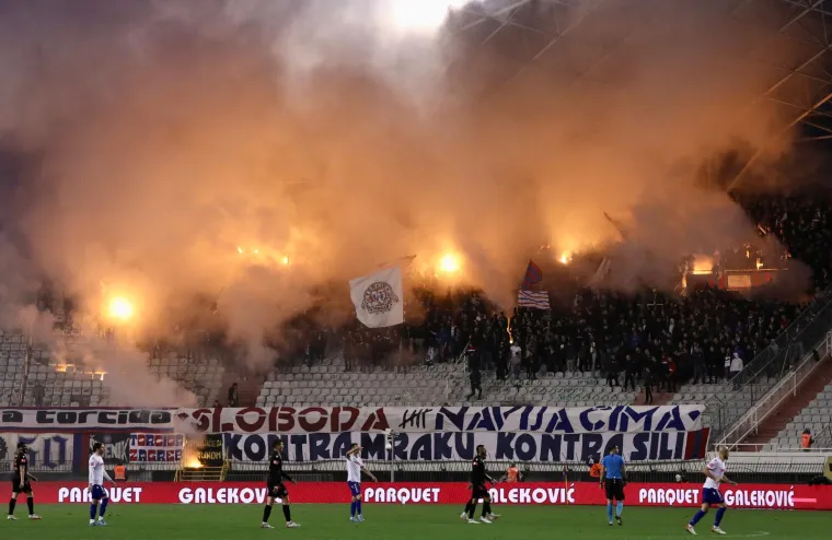 Hajduk u novim problemima, pogledajte &scaron;to su radili njihovi navijači tijekom utakmice sa &Scaron;ibenikom