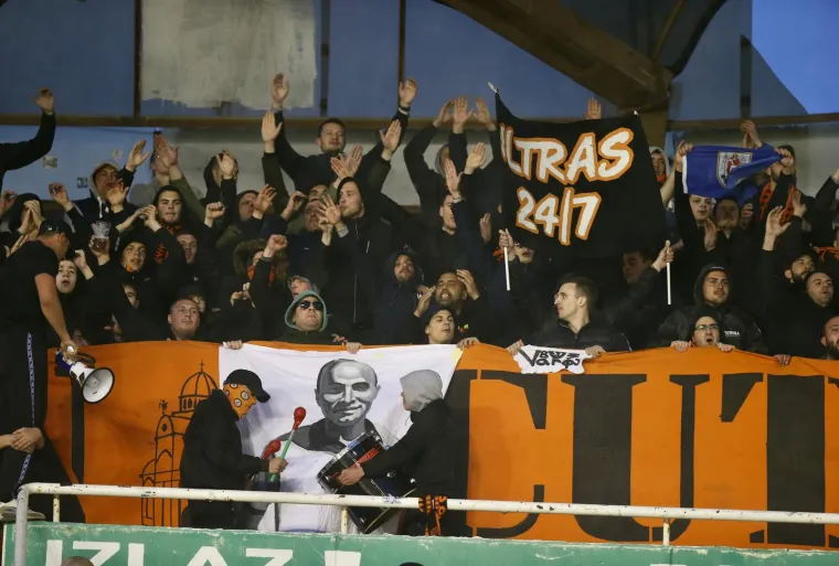 Hajduk u novim problemima, pogledajte &scaron;to su radili njihovi navijači tijekom utakmice sa &Scaron;ibenikom