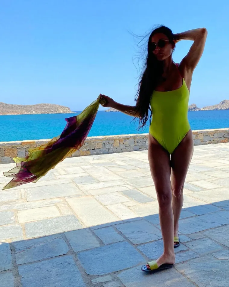 Demi Moore pokazala nevjerojatno tijelo, ima i zavidne trbušnjake: '4 godine nisam bila u teretani'
