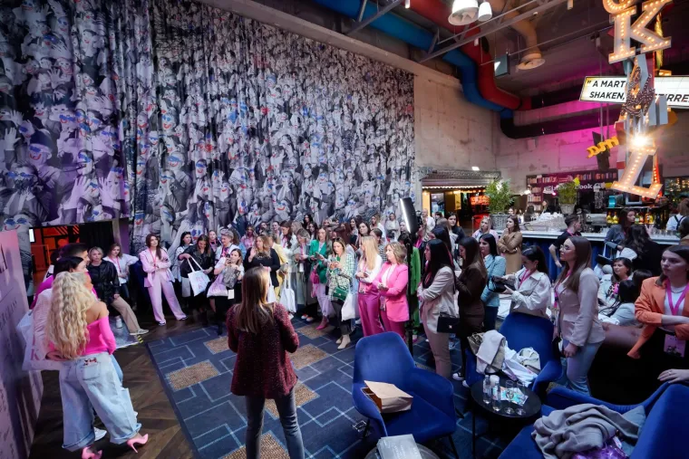 Pogledajte kako Maja &Scaron;uput izgleda bez &scaron;minke: Hrabro je skinula sve sa sebe, a bodrili su je Grubnić, Franka Batelić...