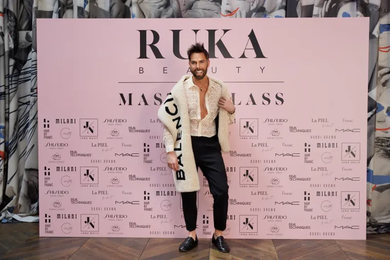 Pogledajte kako Maja &Scaron;uput izgleda bez &scaron;minke: Hrabro je skinula sve sa sebe, a bodrili su je Grubnić, Franka Batelić...