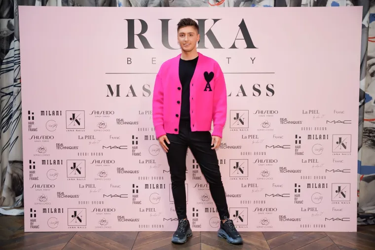 Pogledajte kako Maja &Scaron;uput izgleda bez &scaron;minke: Hrabro je skinula sve sa sebe, a bodrili su je Grubnić, Franka Batelić...