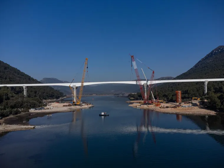 U Hrvatskoj se gradi gotovo pola kilometra dugačak most koji spaja dva tunela: Pogledajte fotke iz zraka...