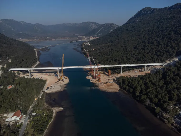 U Hrvatskoj se gradi gotovo pola kilometra dugačak most koji spaja dva tunela: Pogledajte fotke iz zraka...