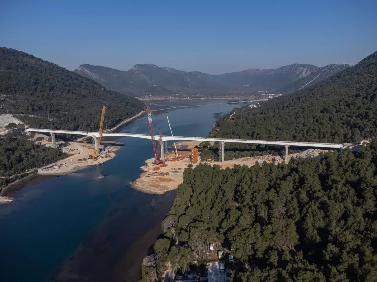 U Hrvatskoj se gradi gotovo pola kilometra dugačak most koji spaja dva tunela: Pogledajte fotke iz zraka...