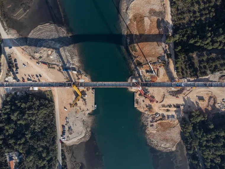 U Hrvatskoj se gradi gotovo pola kilometra dugačak most koji spaja dva tunela: Pogledajte fotke iz zraka...
