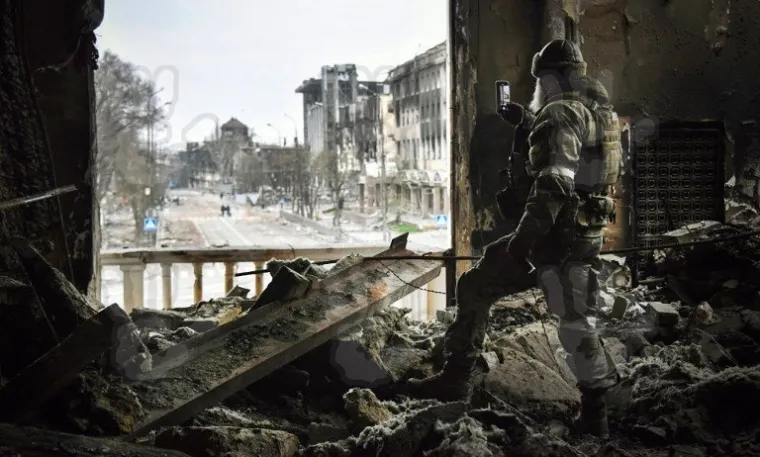 Pogledajte kako izgledaju ostatci bombardiranog kazali&scaron;ta u Mariupolju koje je bilo skloni&scaron;te brojnim civilima